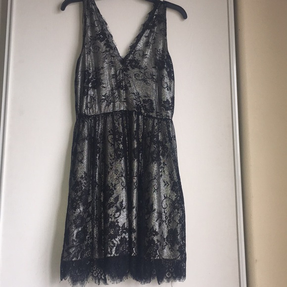 Sexy lace dress - Picture 3 of 5